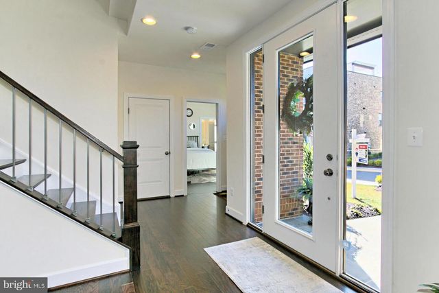 23109 COTTONWILLOW SQ, Brambleton, VA 20148