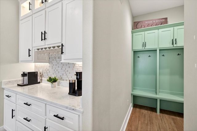 107 Oakbend Trail, Mabank, TX 75147