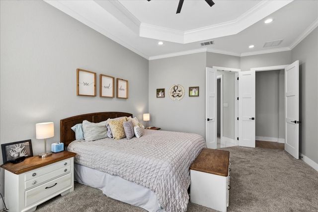 107 Oakbend Trail, Mabank, TX 75147