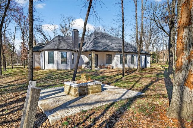 107 Oakbend Trail, Mabank, TX 75147