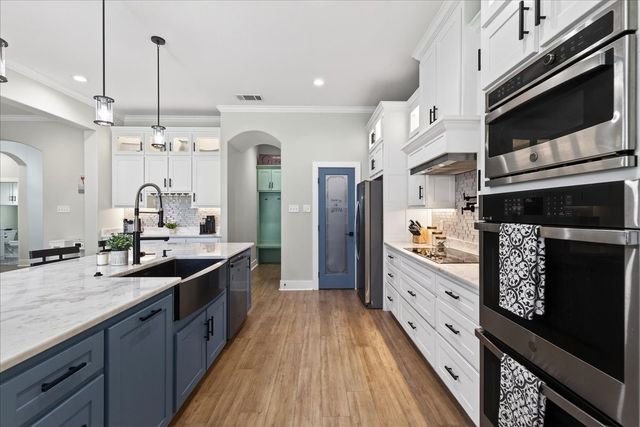 107 Oakbend Trail, Mabank, TX 75147