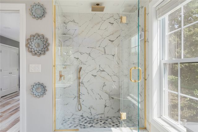12 Woodlake Drive, Johnston, RI 02919