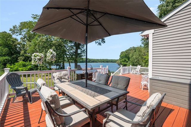 12 Woodlake Drive, Johnston, RI 02919