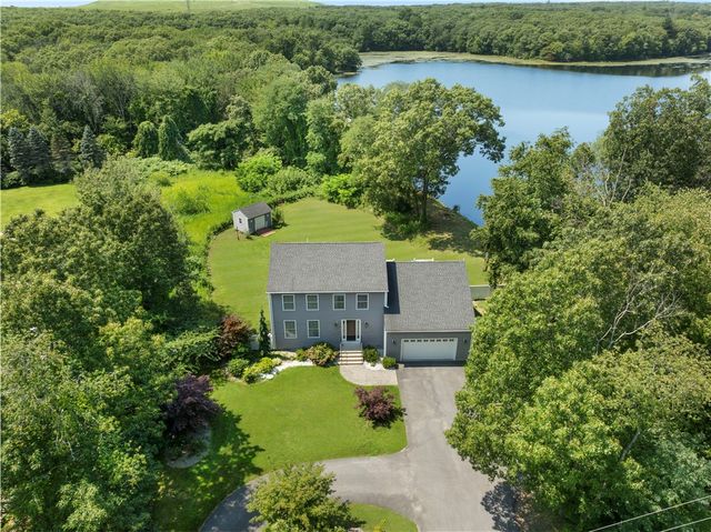 12 Woodlake Drive, Johnston, RI 02919