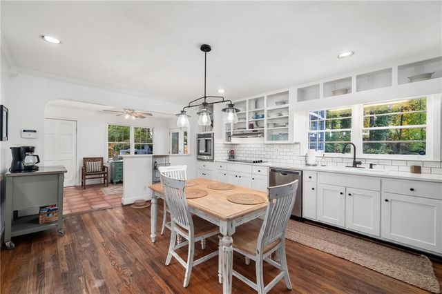 866 Buckner Road SE, Mableton, GA 30126