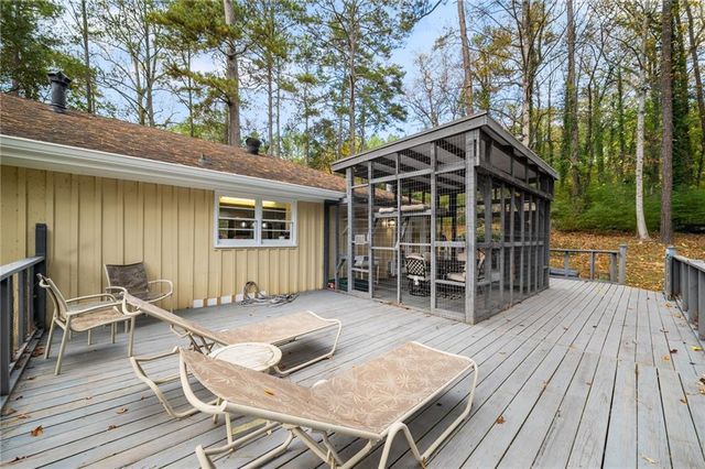 866 Buckner Road SE, Mableton, GA 30126