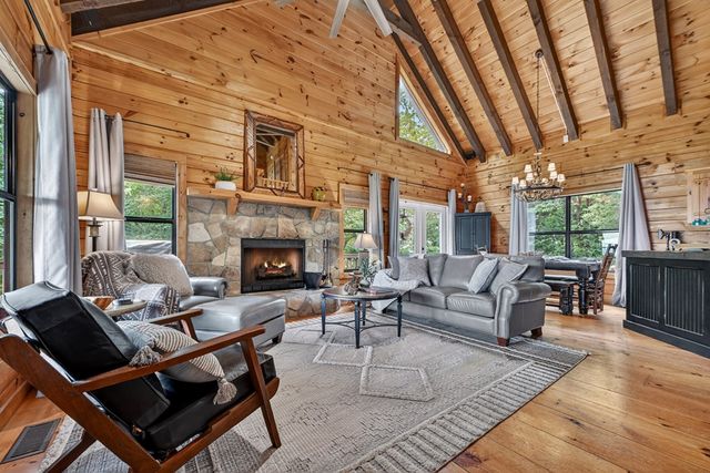 530 Amy Creek Circle, Ellijay, GA 30540