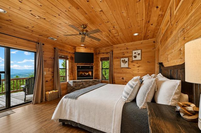 530 Amy Creek Circle, Ellijay, GA 30540