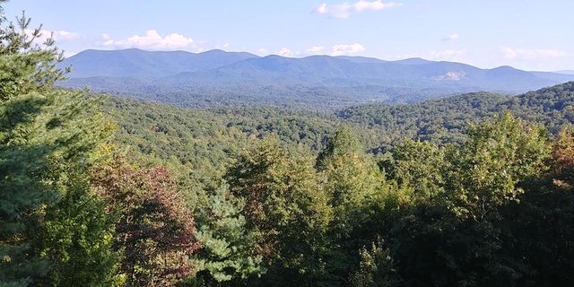 530 Amy Creek Circle, Ellijay, GA 30540