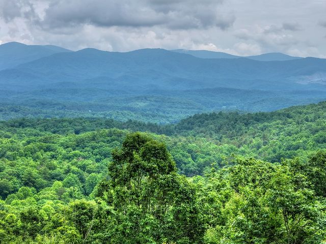 530 Amy Creek Circle, Ellijay, GA 30540