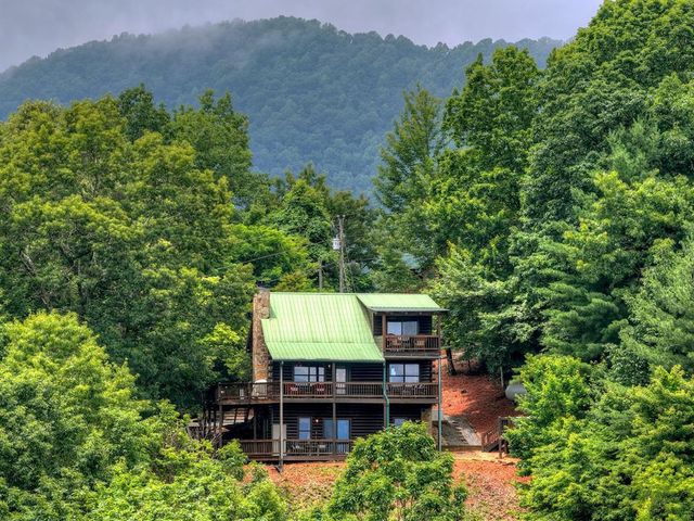 530 Amy Creek Circle, Ellijay, GA 30540