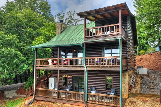 530 Amy Creek Circle, Ellijay, GA 30540