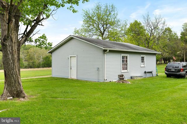 21006 BOONSBORO MOUNTAIN RD, Boonsboro, MD 21713
