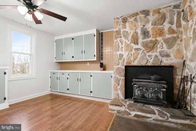 21006 BOONSBORO MOUNTAIN RD, Boonsboro, MD 21713