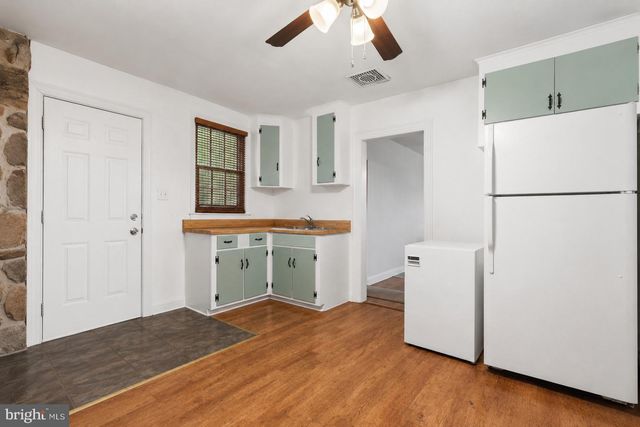 21006 BOONSBORO MOUNTAIN RD, Boonsboro, MD 21713