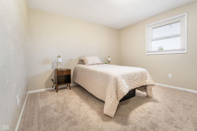 292 W 500 S, Anderson, IN 46013