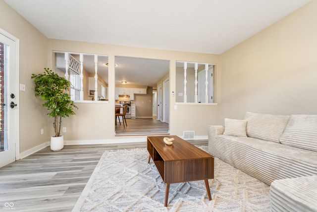 292 W 500 S, Anderson, IN 46013