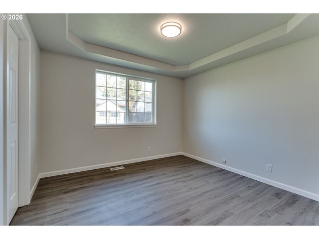 2987 DRY CREEK Rd, Eugene, OR 97404