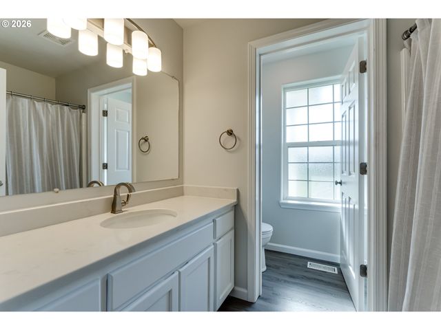 2987 DRY CREEK Rd, Eugene, OR 97404