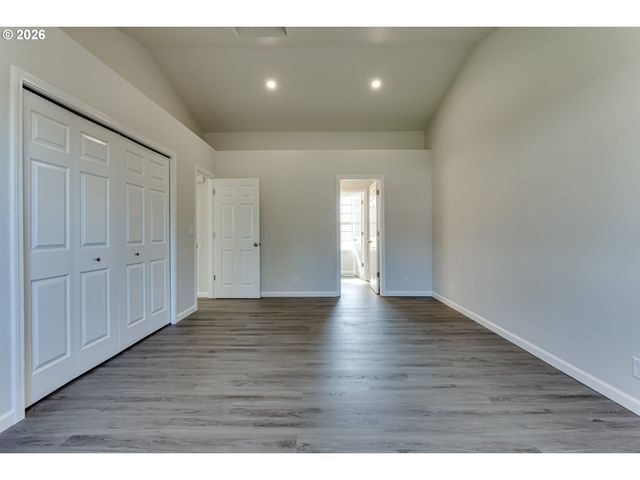 2987 DRY CREEK Rd, Eugene, OR 97404