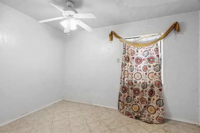 300 63rd Street NW, Albuquerque, NM 87105