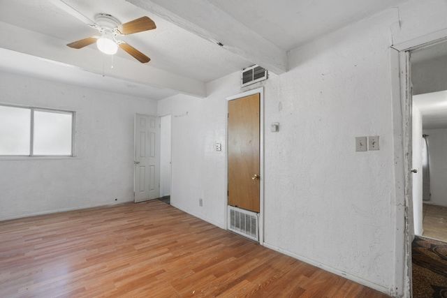 300 63rd Street NW, Albuquerque, NM 87105