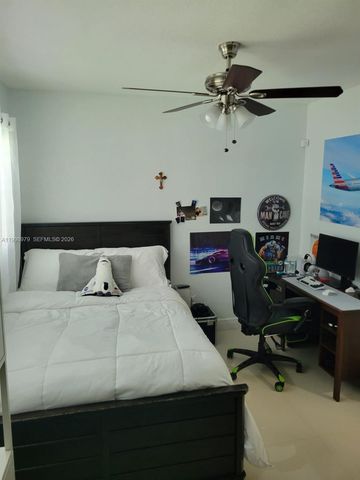 8245 SW 43rd St, Miami, FL 33155