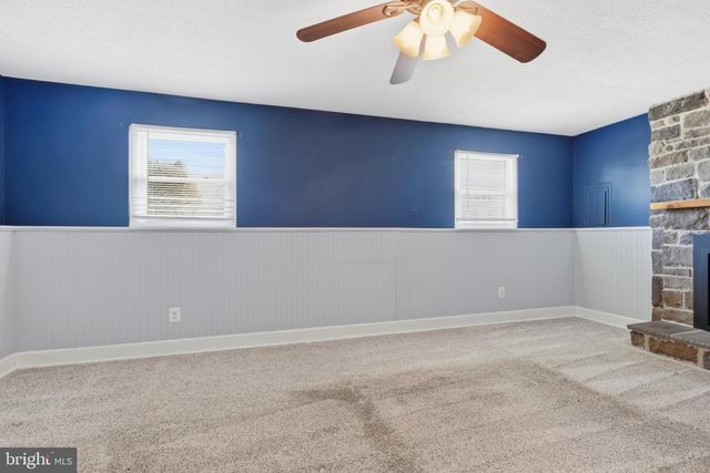 213 WINTERGREEN LN, Brunswick, MD 21716