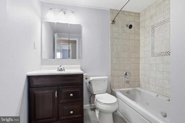 213 WINTERGREEN LN, Brunswick, MD 21716