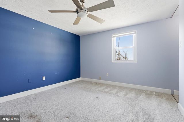 213 WINTERGREEN LN, Brunswick, MD 21716