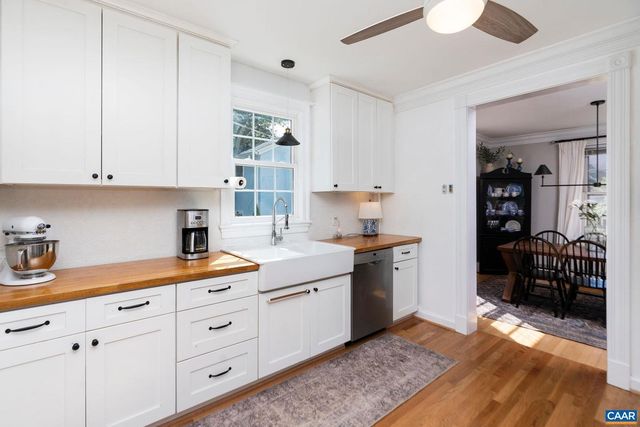 902 SAINT CLAIR AVE, Charlottesville, VA 22901
