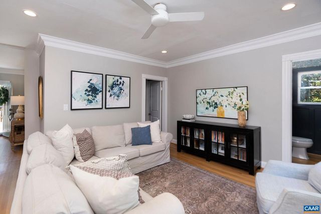 902 SAINT CLAIR AVE, Charlottesville, VA 22901