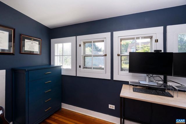 902 SAINT CLAIR AVE, Charlottesville, VA 22901