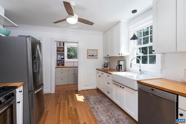 902 SAINT CLAIR AVE, Charlottesville, VA 22901