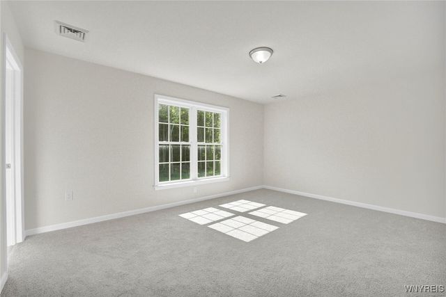 26 Rosalind Dr, Evans, NY 14006