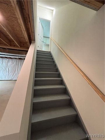 26 Rosalind Dr, Evans, NY 14006