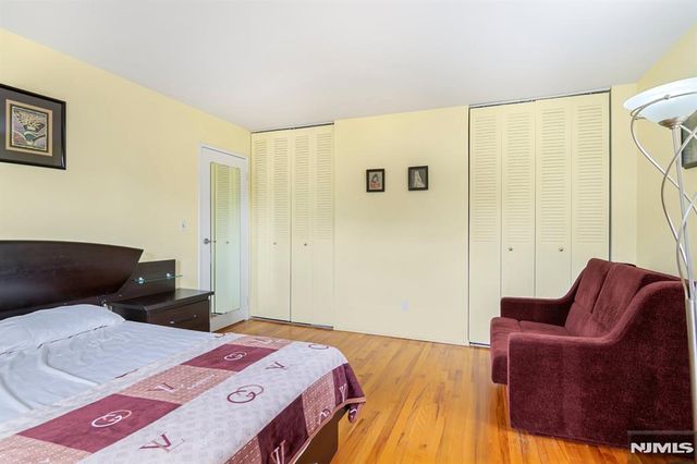 2-02 Virginia Drive 202B, Fair Lawn, NJ 07410