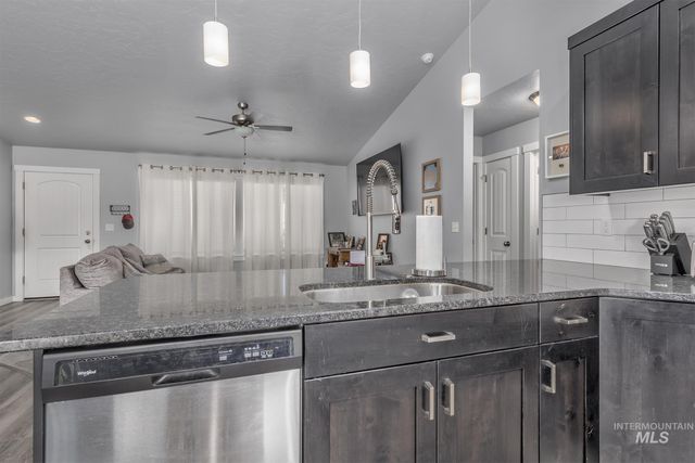 810 Grove Ln, Weiser, ID 83672