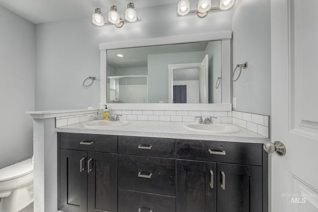 810 Grove Ln, Weiser, ID 83672