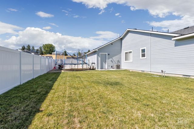 810 Grove Ln, Weiser, ID 83672