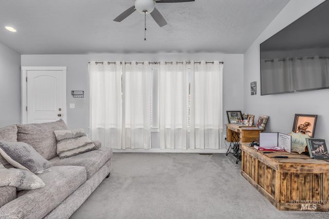 810 Grove Ln, Weiser, ID 83672
