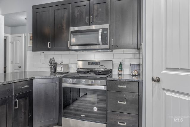 810 Grove Ln, Weiser, ID 83672