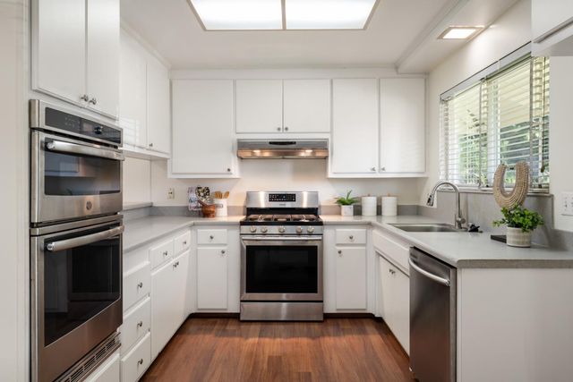 6919 Lisa Marie Way, Carmichael, CA 95608