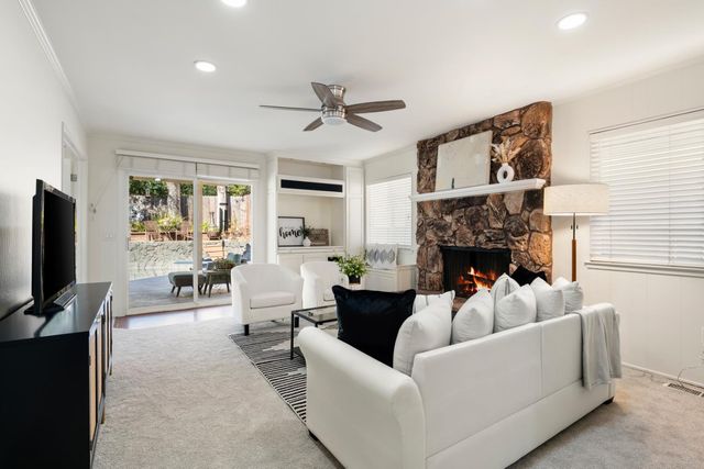 6919 Lisa Marie Way, Carmichael, CA 95608