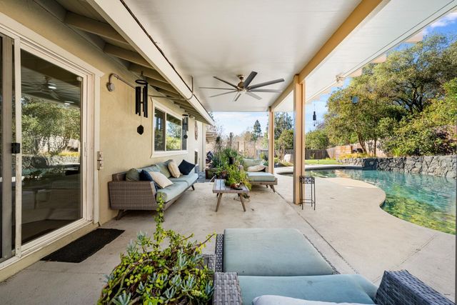 6919 Lisa Marie Way, Carmichael, CA 95608