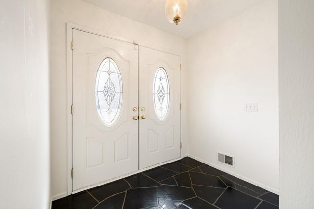 6919 Lisa Marie Way, Carmichael, CA 95608