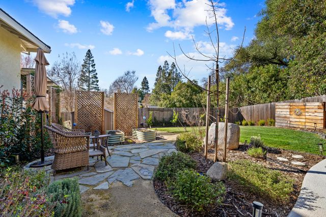 6919 Lisa Marie Way, Carmichael, CA 95608