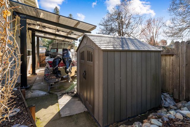 6919 Lisa Marie Way, Carmichael, CA 95608