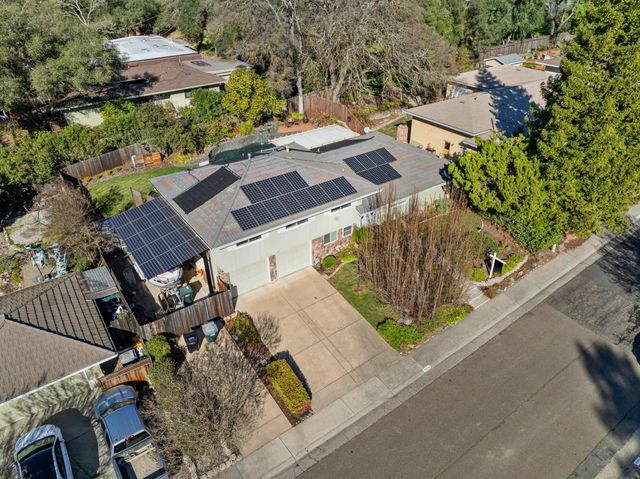 6919 Lisa Marie Way, Carmichael, CA 95608