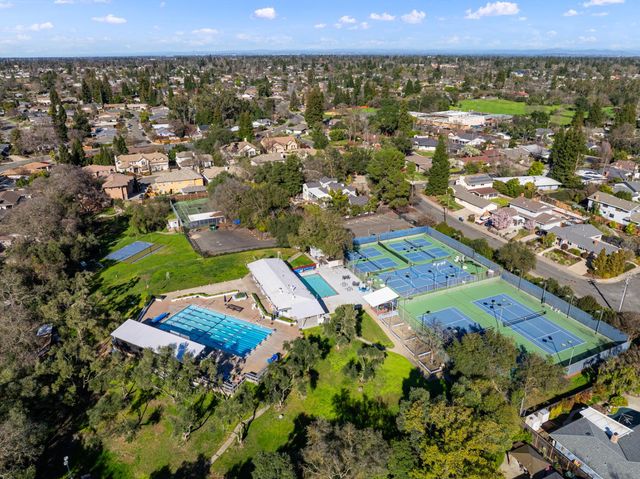 6919 Lisa Marie Way, Carmichael, CA 95608